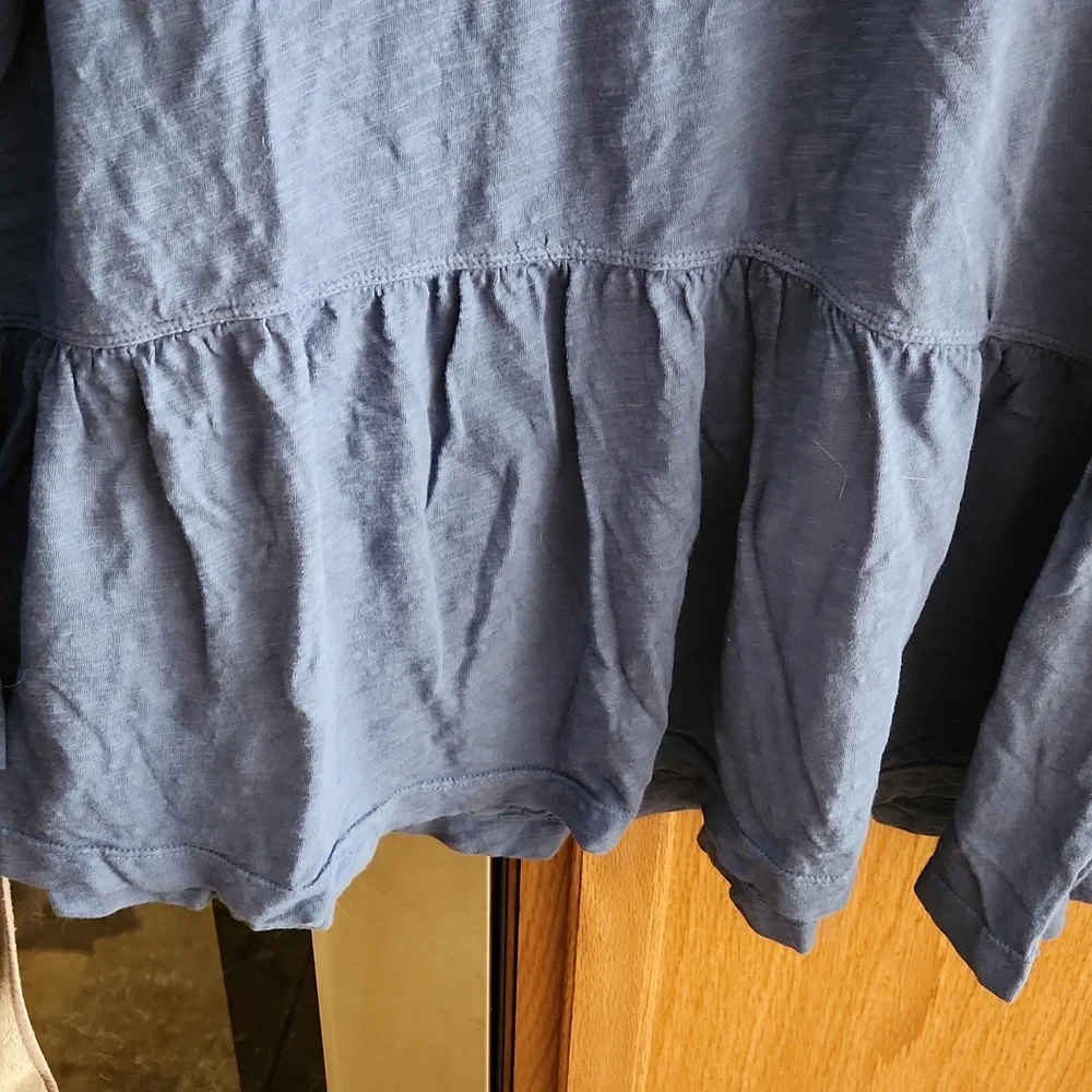 WILT PEPLEM TOP - Picture 2 of 4